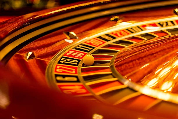Live blackjack table with professional dealer and HD camera